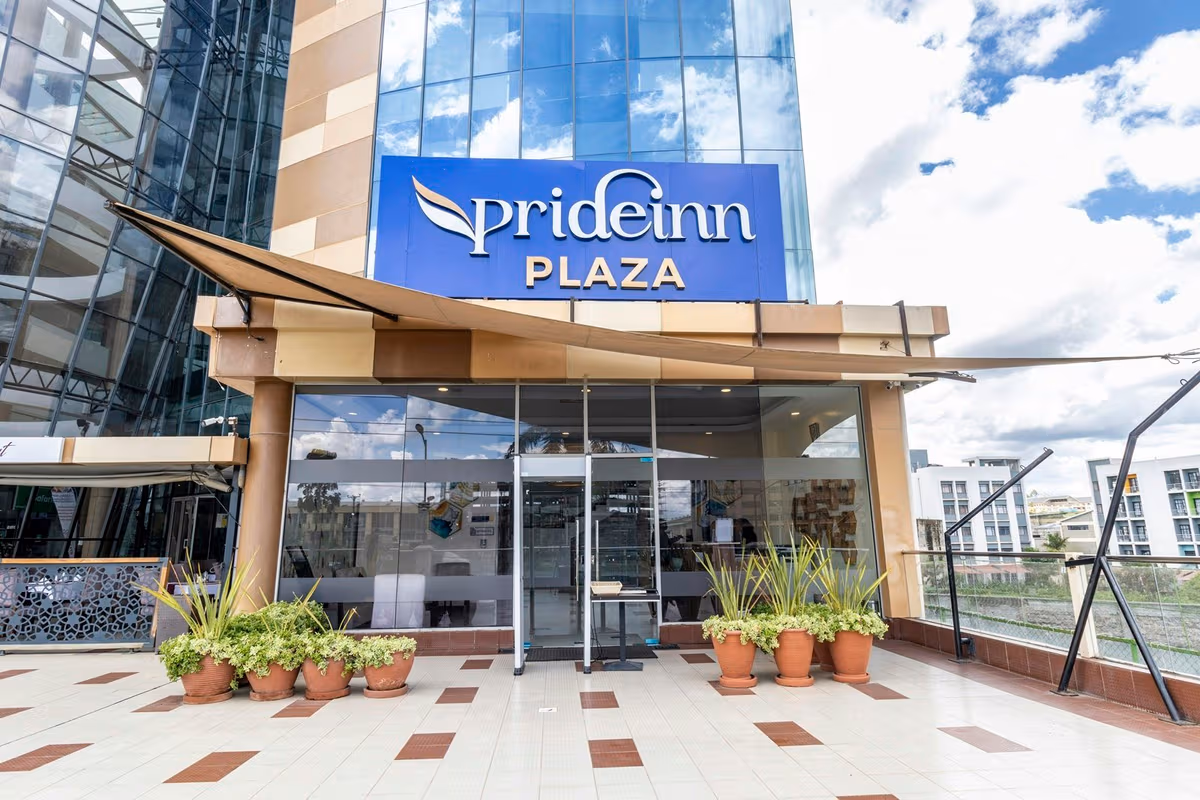 PrideInn Plaza exterior